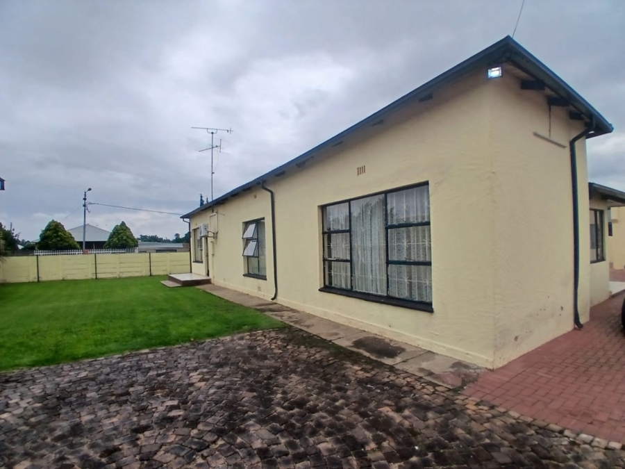 3 Bedroom Property for Sale in Brakpan Central Gauteng