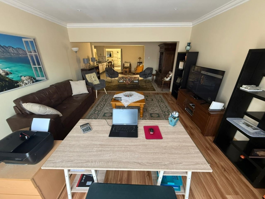 5 Bedroom Property for Sale in Atlasville Gauteng