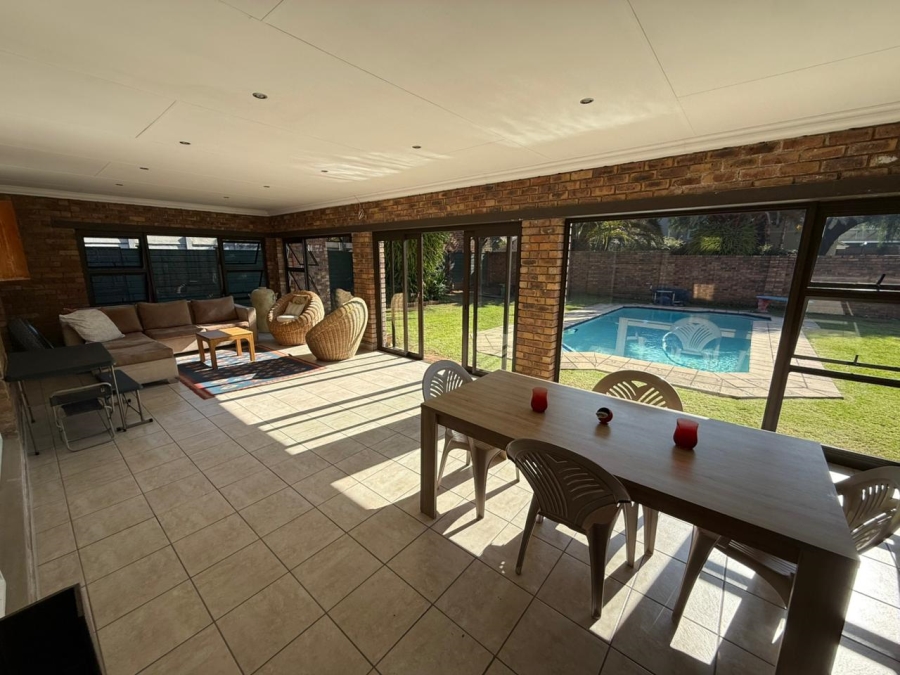 5 Bedroom Property for Sale in Atlasville Gauteng
