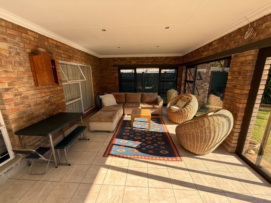 5 Bedroom Property for Sale in Atlasville Gauteng