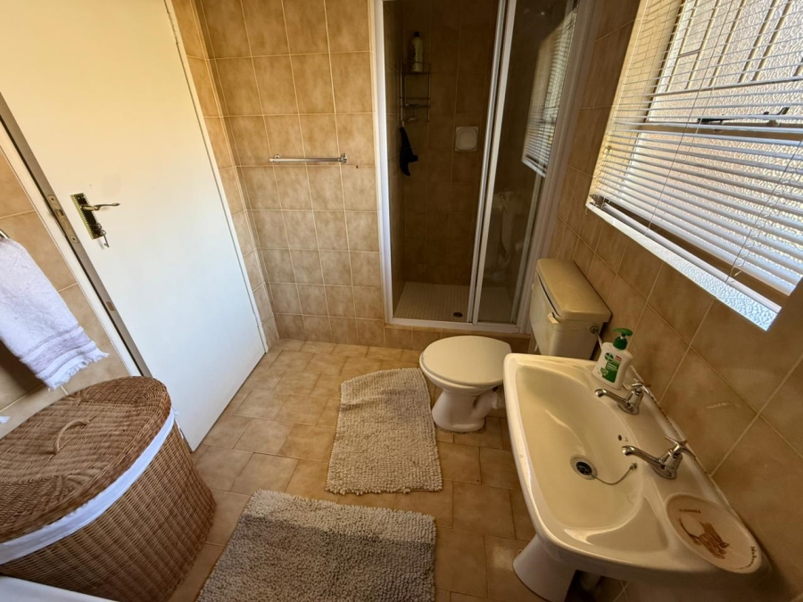 5 Bedroom Property for Sale in Atlasville Gauteng