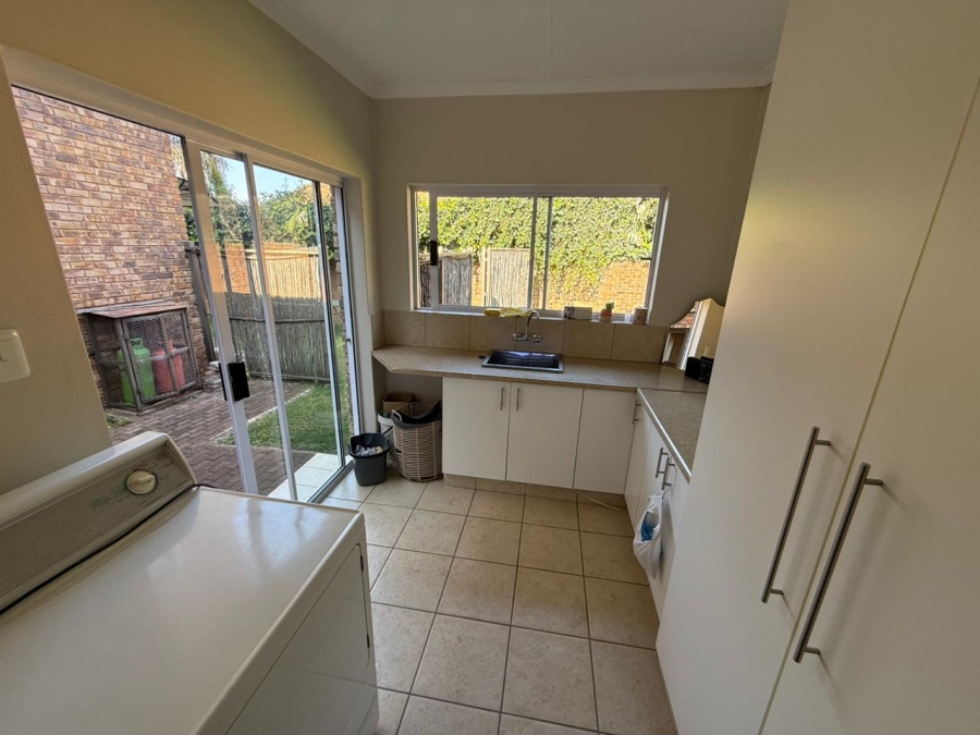 5 Bedroom Property for Sale in Atlasville Gauteng