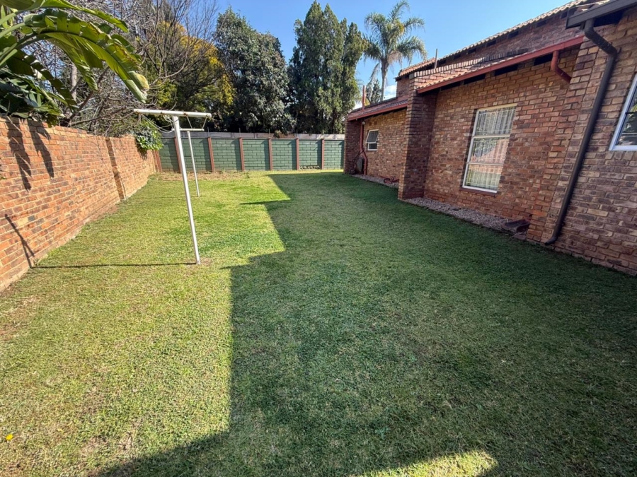5 Bedroom Property for Sale in Atlasville Gauteng