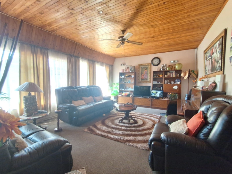 3 Bedroom Property for Sale in Sonland Park Gauteng