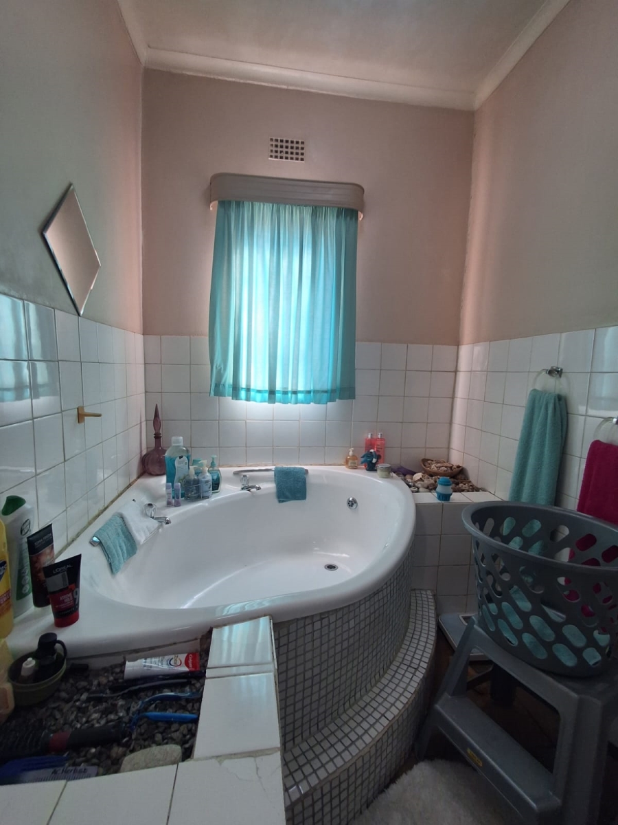 3 Bedroom Property for Sale in Sonland Park Gauteng