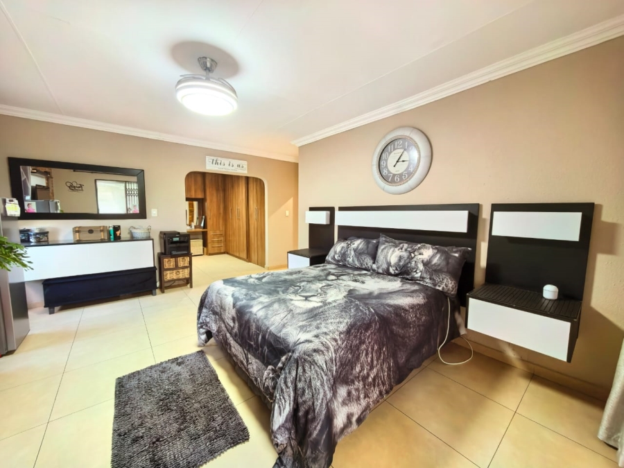 4 Bedroom Property for Sale in Vanderbijlpark SE Gauteng