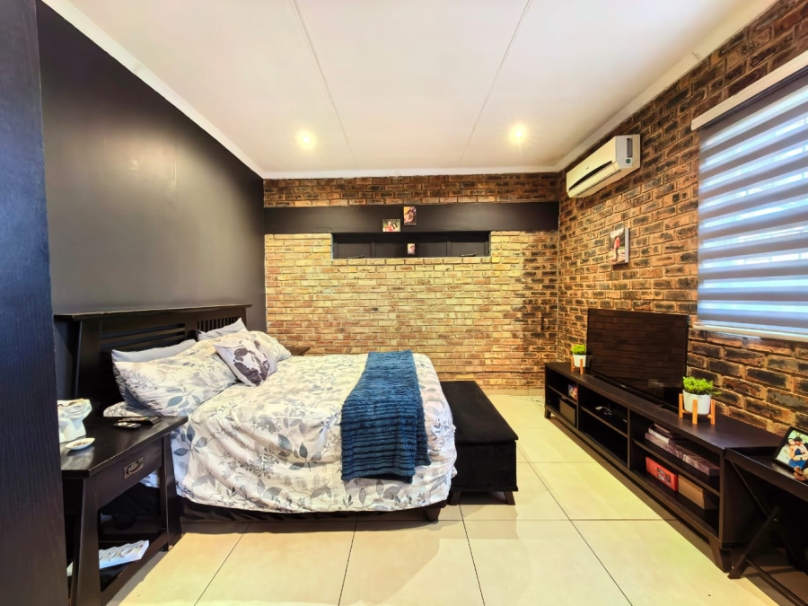 4 Bedroom Property for Sale in Vanderbijlpark SE Gauteng
