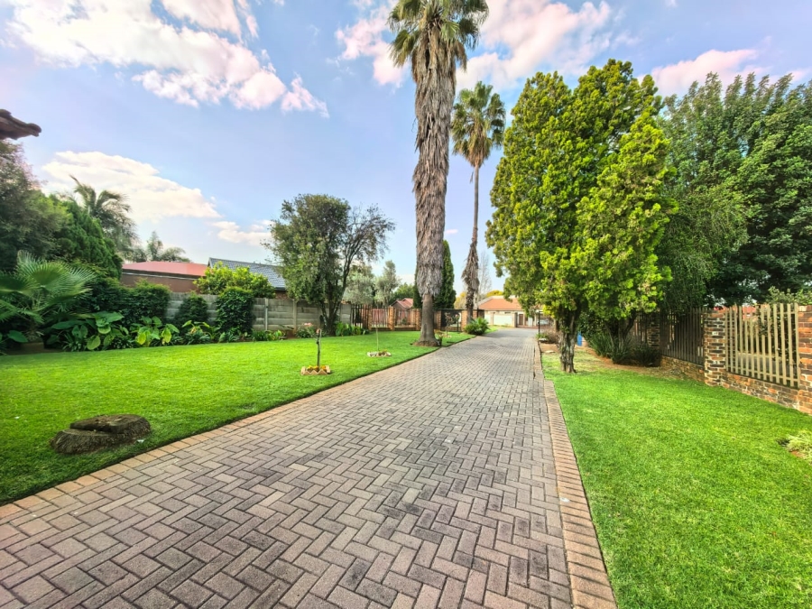 4 Bedroom Property for Sale in Vanderbijlpark SE Gauteng