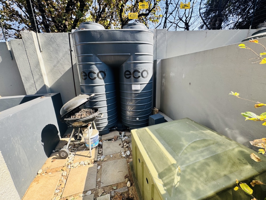 3 Bedroom Property for Sale in Maroeladal Gauteng