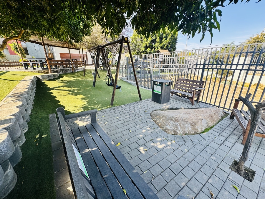 3 Bedroom Property for Sale in Maroeladal Gauteng
