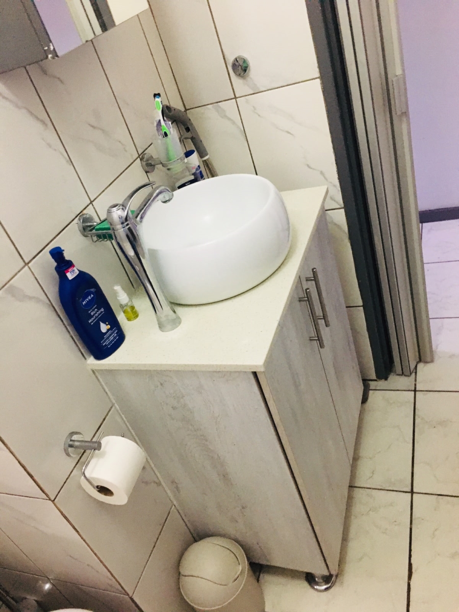 2 Bedroom Property for Sale in Eastleigh Gauteng