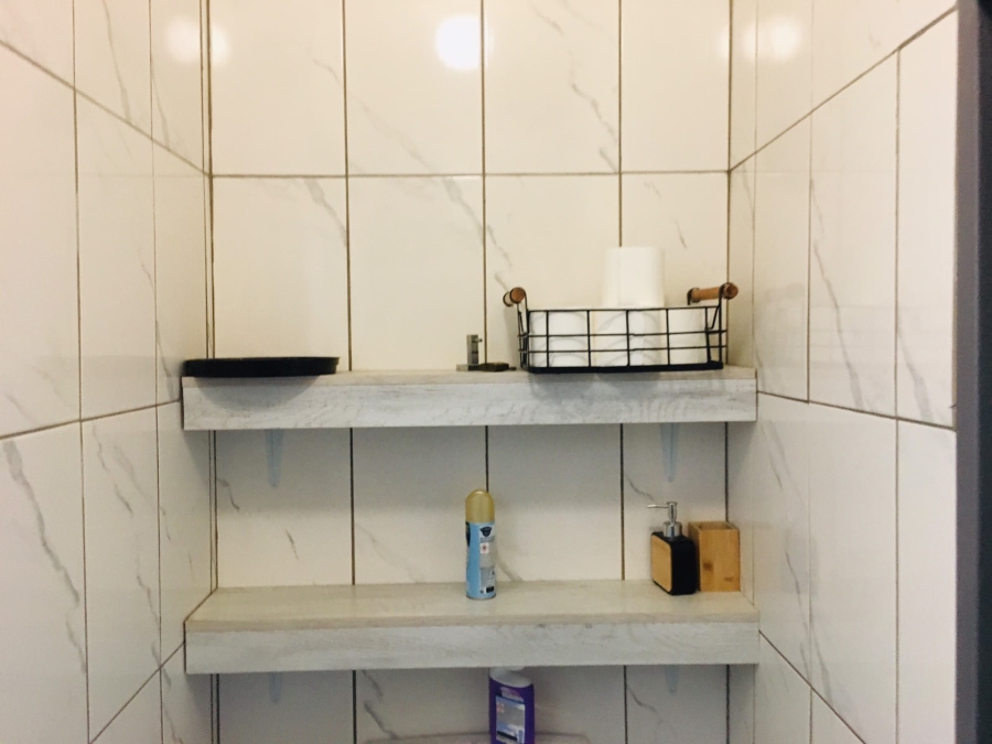 2 Bedroom Property for Sale in Eastleigh Gauteng