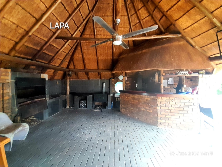 6 Bedroom Property for Sale in Pretoria North Gauteng