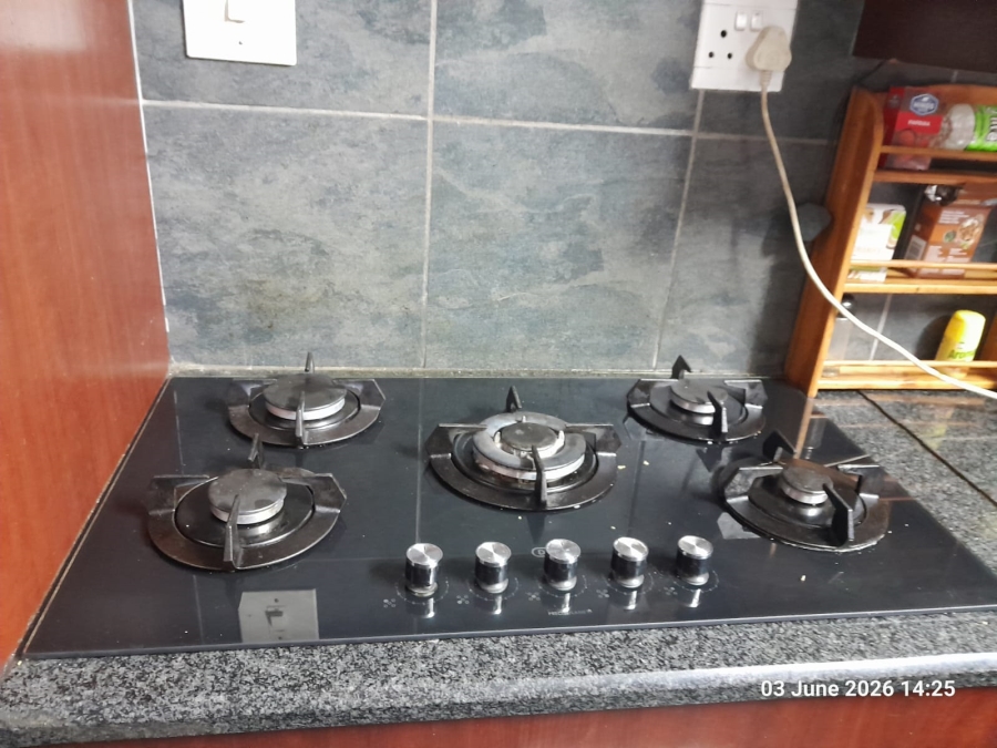 6 Bedroom Property for Sale in Pretoria North Gauteng