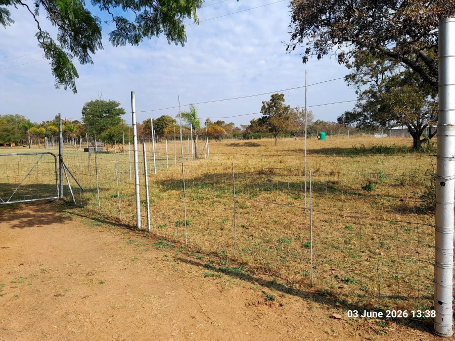 6 Bedroom Property for Sale in Pretoria North Gauteng