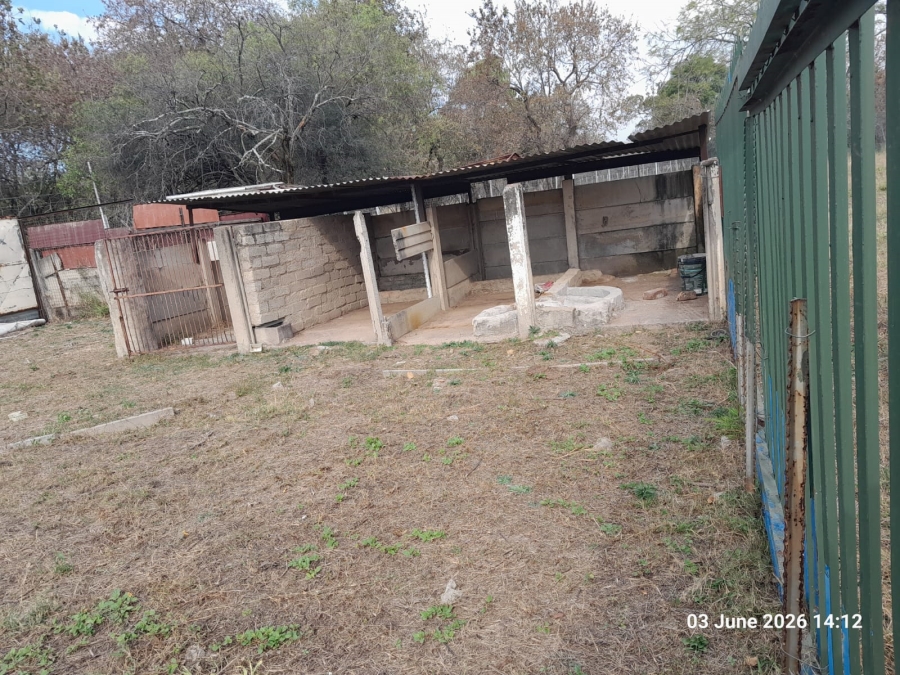 6 Bedroom Property for Sale in Pretoria North Gauteng