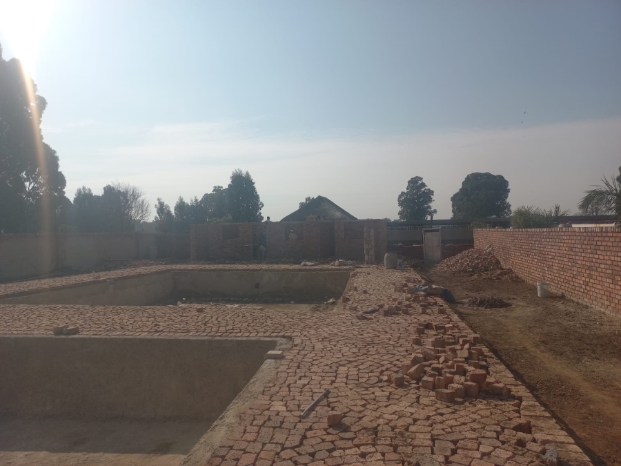 Commercial Property for Sale in Spaarwater Gauteng
