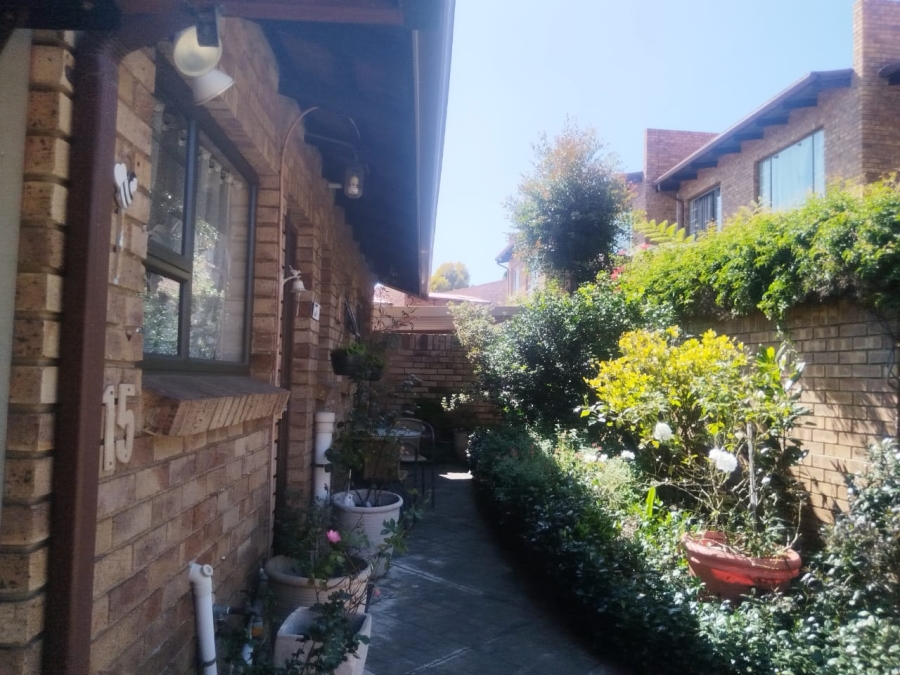 2 Bedroom Property for Sale in Croydon Gauteng