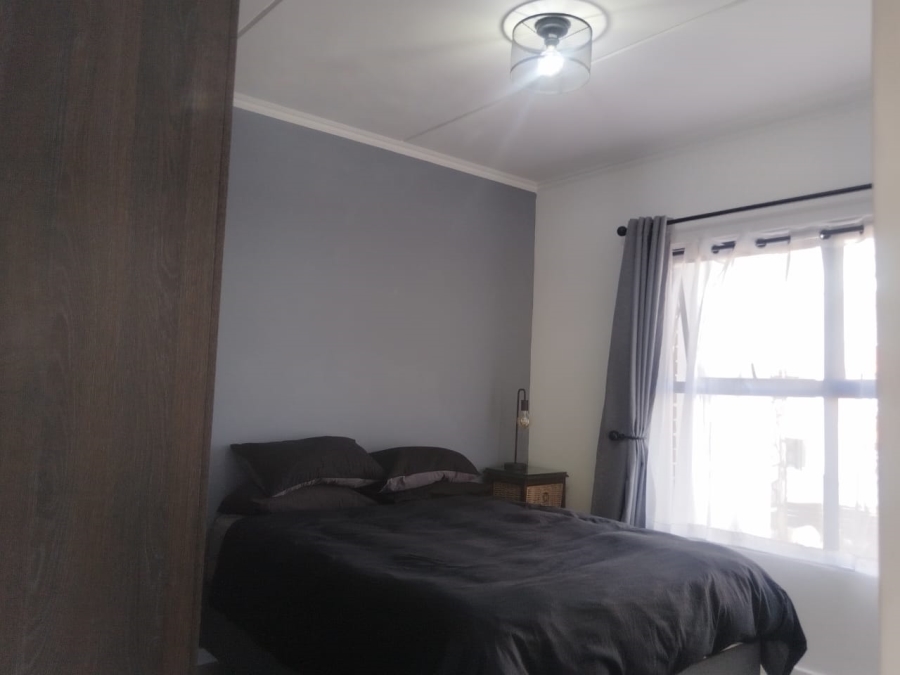 3 Bedroom Property for Sale in Greenstone Crest Gauteng