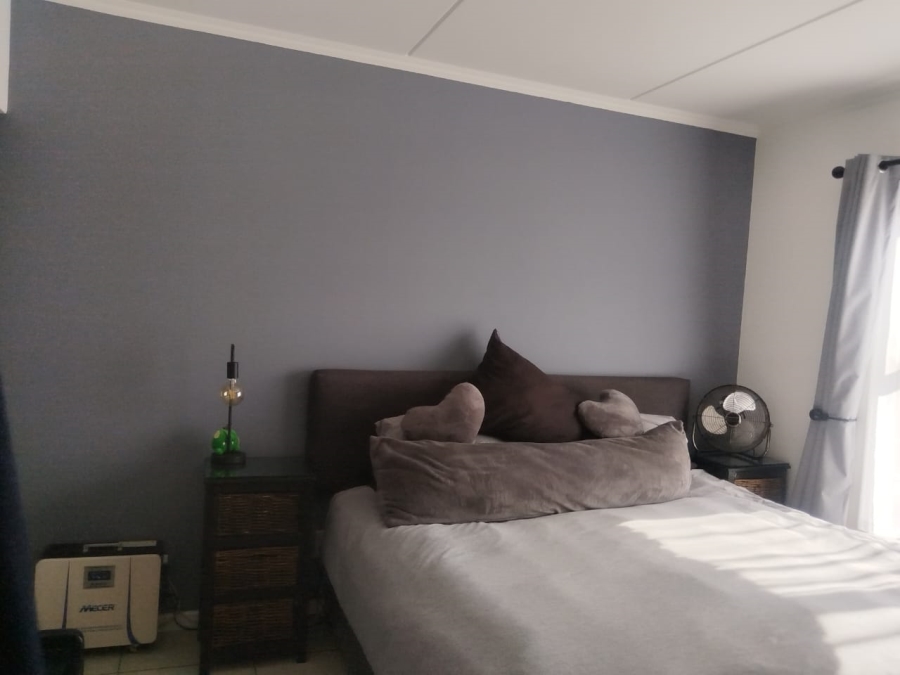 3 Bedroom Property for Sale in Greenstone Crest Gauteng