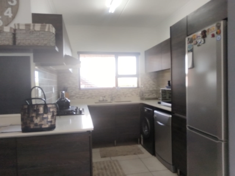 3 Bedroom Property for Sale in Greenstone Crest Gauteng