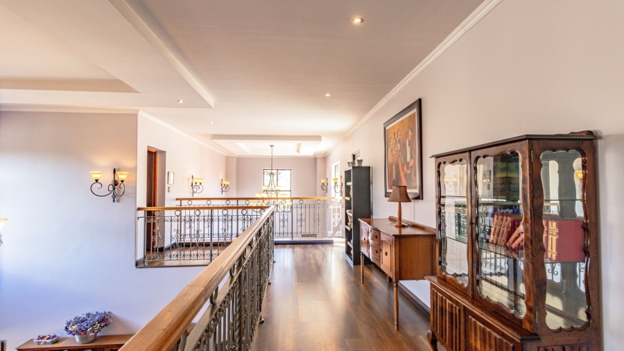 7 Bedroom Property for Sale in Cornwall Hill Gauteng