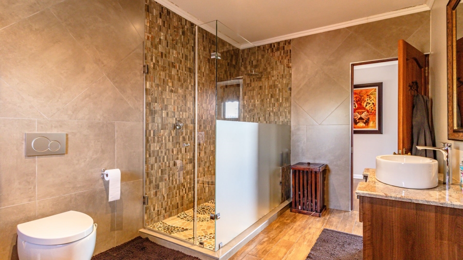 7 Bedroom Property for Sale in Cornwall Hill Gauteng