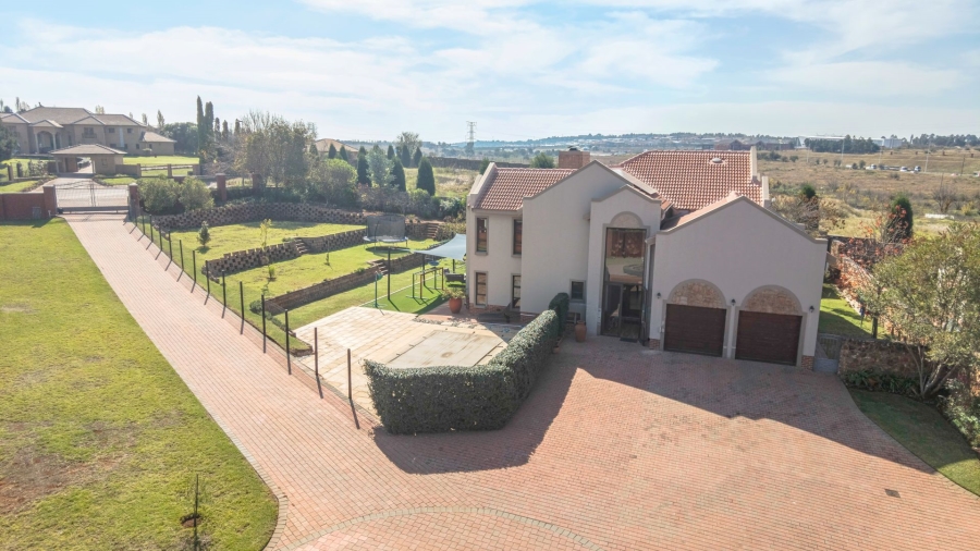 7 Bedroom Property for Sale in Cornwall Hill Gauteng