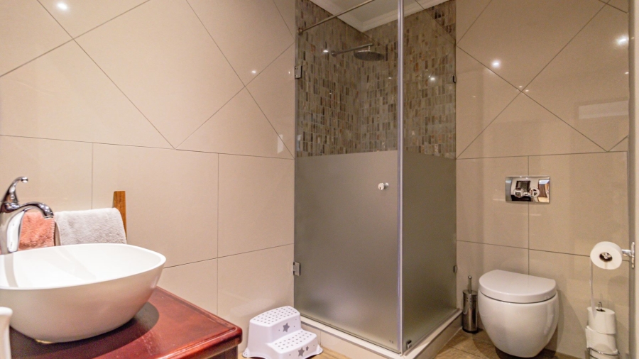 7 Bedroom Property for Sale in Cornwall Hill Gauteng