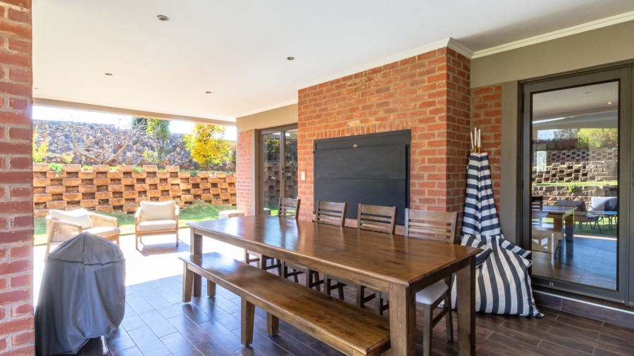 7 Bedroom Property for Sale in Cornwall Hill Gauteng