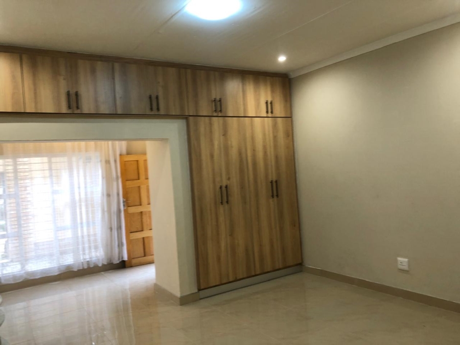 To Let 2 Bedroom Property for Rent in Laudium Gauteng