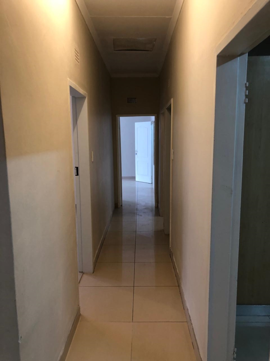 To Let 2 Bedroom Property for Rent in Laudium Gauteng