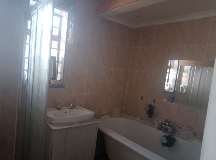 3 Bedroom Property for Sale in Casseldale Gauteng