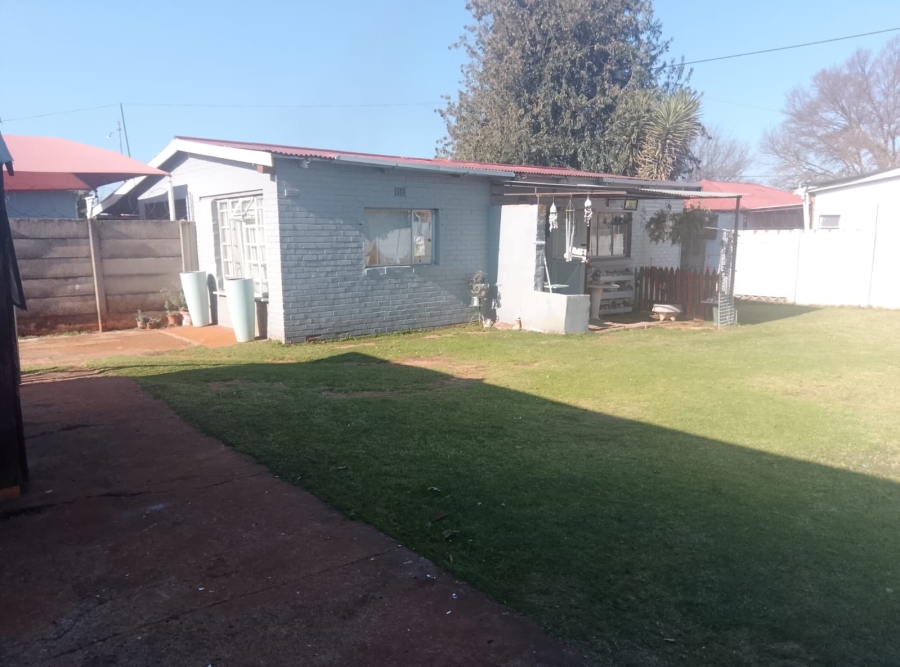 3 Bedroom Property for Sale in Casseldale Gauteng