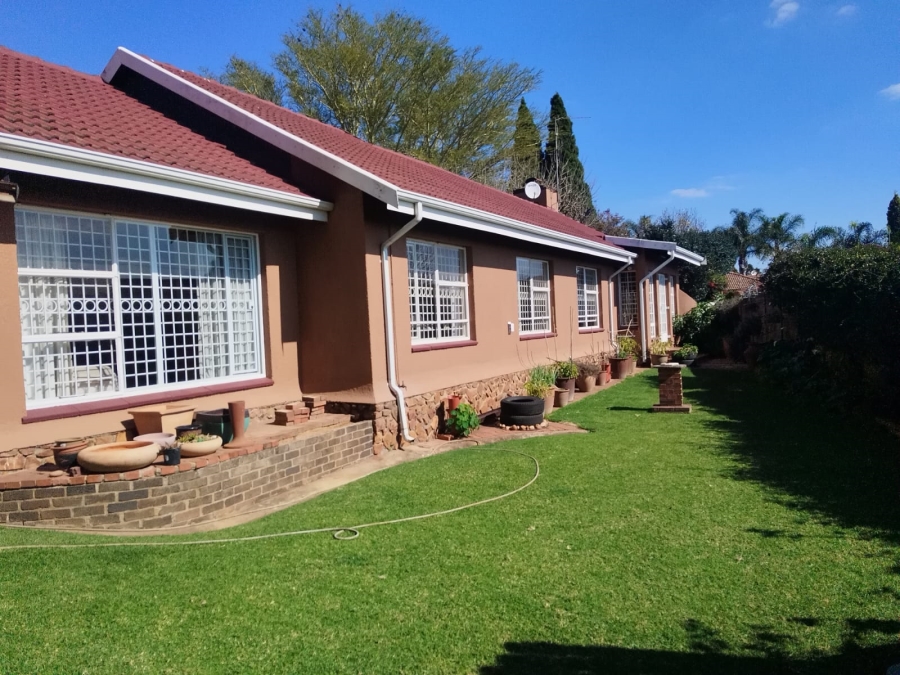 4 Bedroom Property for Sale in Norkem Park Gauteng
