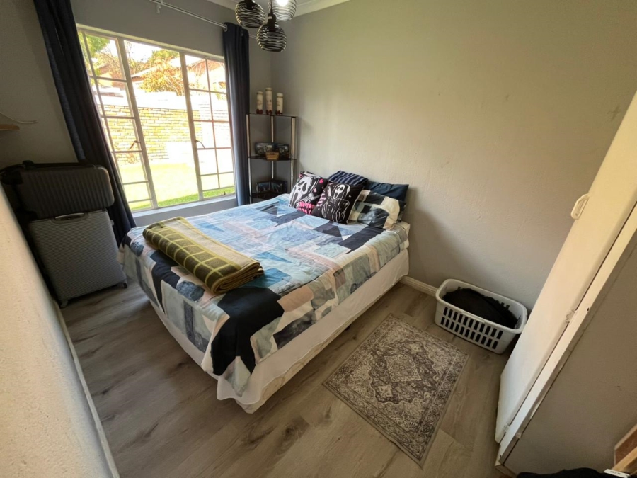 To Let 2 Bedroom Property for Rent in Kyalami Hills Gauteng