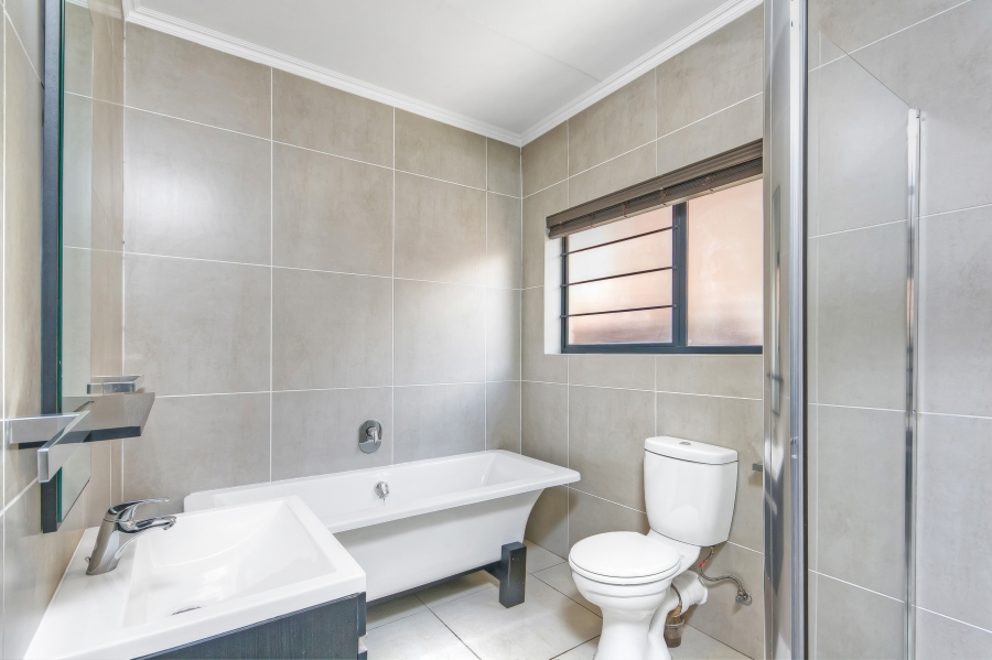 3 Bedroom Property for Sale in Kyalami Hills Gauteng