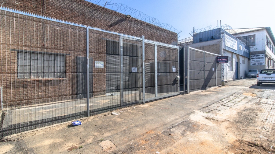 To Let Commercial Property for Rent in Booysens Gauteng