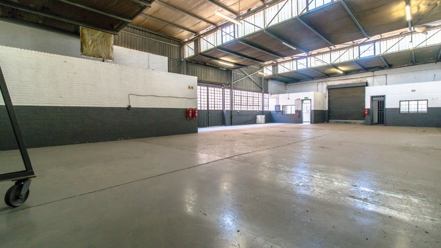 To Let Commercial Property for Rent in Booysens Gauteng