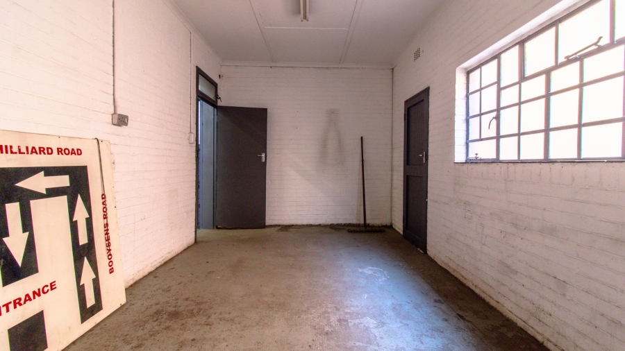 To Let Commercial Property for Rent in Booysens Gauteng