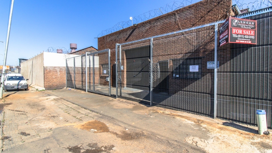 To Let Commercial Property for Rent in Booysens Gauteng