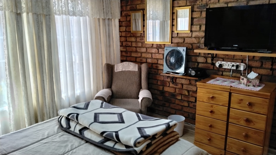2 Bedroom Property for Sale in Krugersdorp North Gauteng