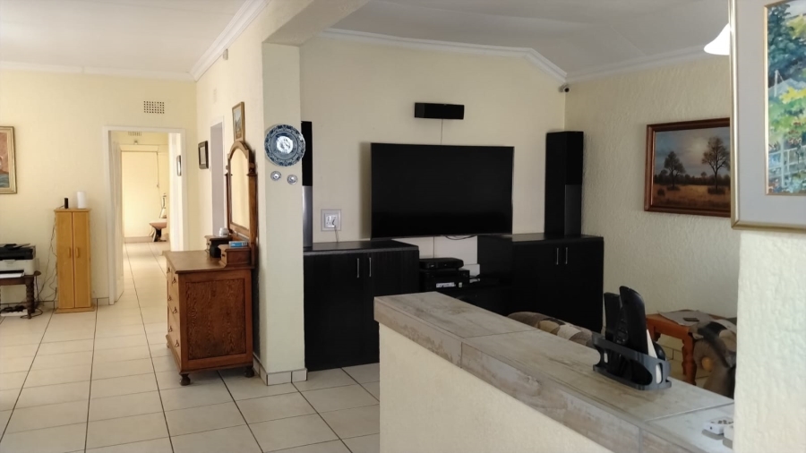 4 Bedroom Property for Sale in Rant En Dal Gauteng