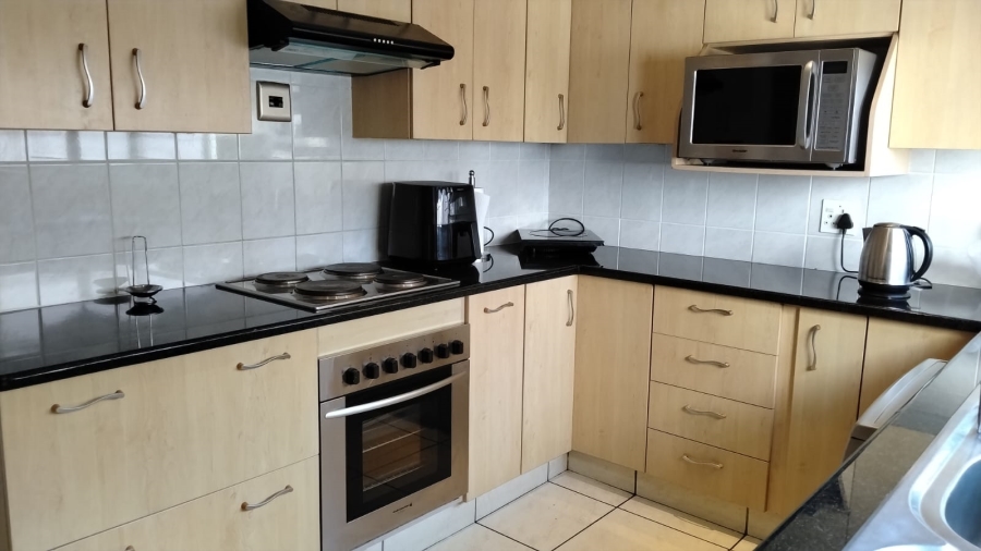 4 Bedroom Property for Sale in Rant En Dal Gauteng