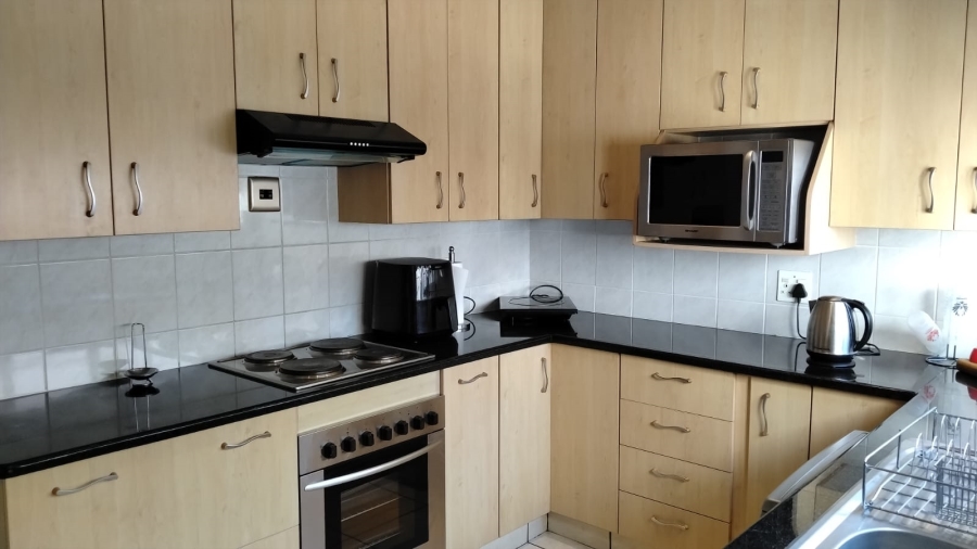 4 Bedroom Property for Sale in Rant En Dal Gauteng