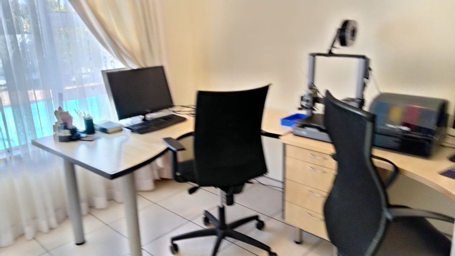 4 Bedroom Property for Sale in Rant En Dal Gauteng