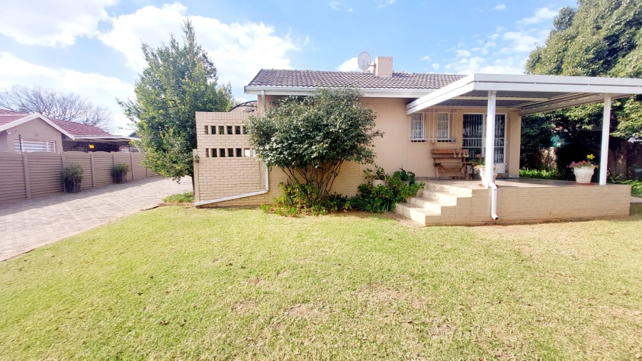 3 Bedroom Property for Sale in Greenhills Gauteng
