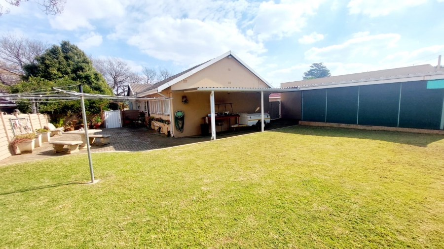 3 Bedroom Property for Sale in Greenhills Gauteng