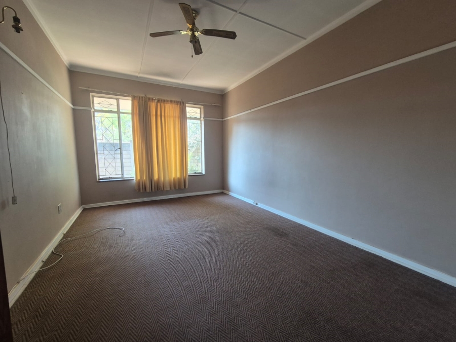 4 Bedroom Property for Sale in Vanderbijlpark CW 5 Gauteng