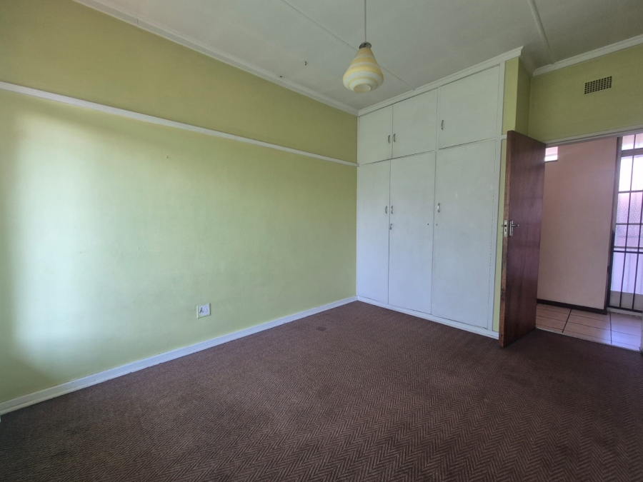 4 Bedroom Property for Sale in Vanderbijlpark CW 5 Gauteng